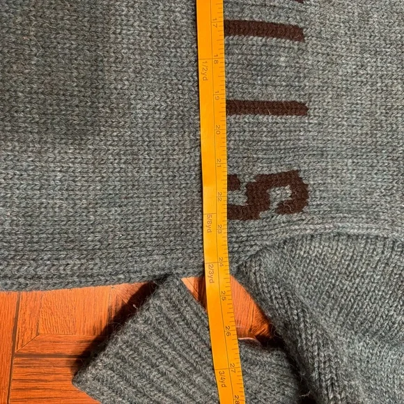Yeezy rare lost hills season 5 Crew Neck Sweater size small teal